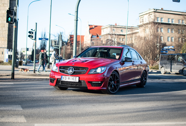 Mercedes-Benz C 63 AMG Edition 507