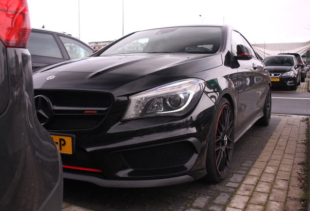 Mercedes-Benz CLA 45 AMG C117