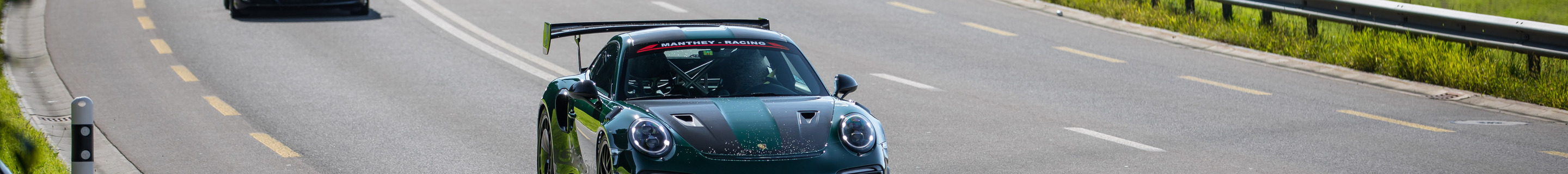 Porsche Manthey Racing 991 GT2 RS MR