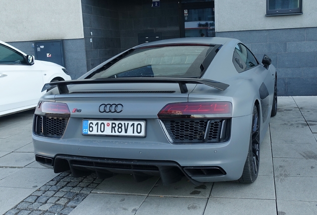 Audi R8 V10 Plus 2015