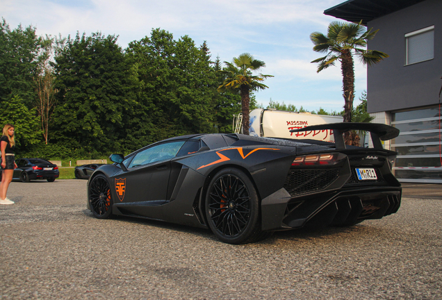 Lamborghini Aventador LP750-4 SuperVeloce Roadster