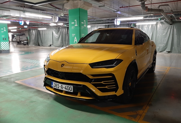 Lamborghini Urus