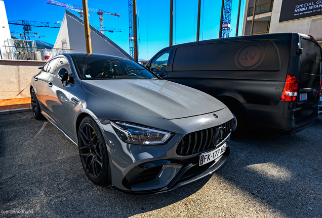 Mercedes-AMG GT 63 S X290