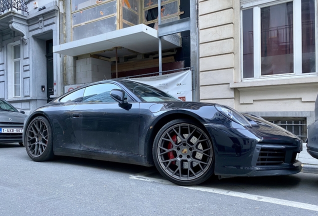 Porsche 992 Carrera S