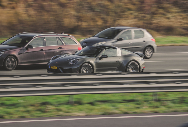 Porsche 992 Targa 4S