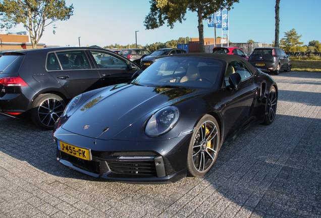 Porsche 992 Turbo S Cabriolet