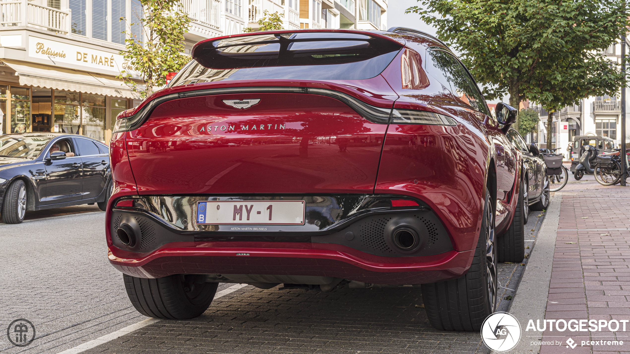 Aston Martin DBX