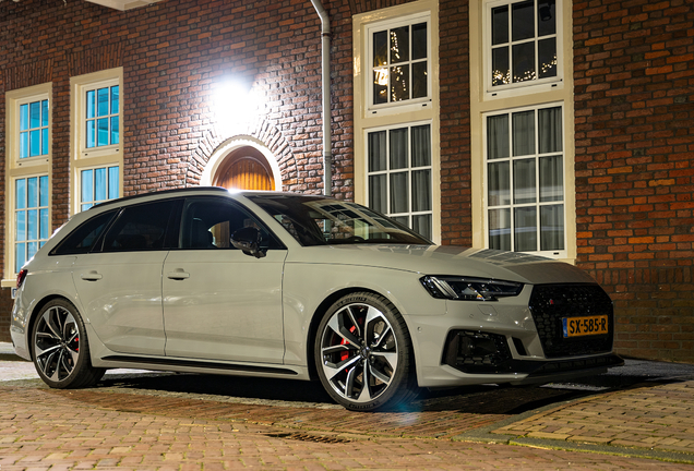 Audi RS4 Avant B9