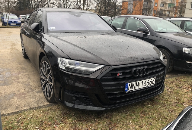 Audi S8 D5