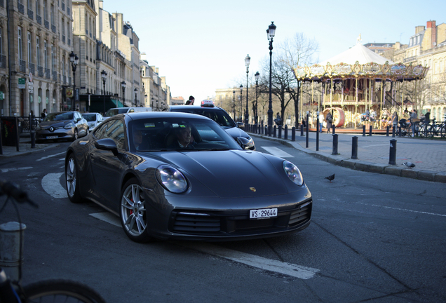 Porsche 992 Carrera 4S