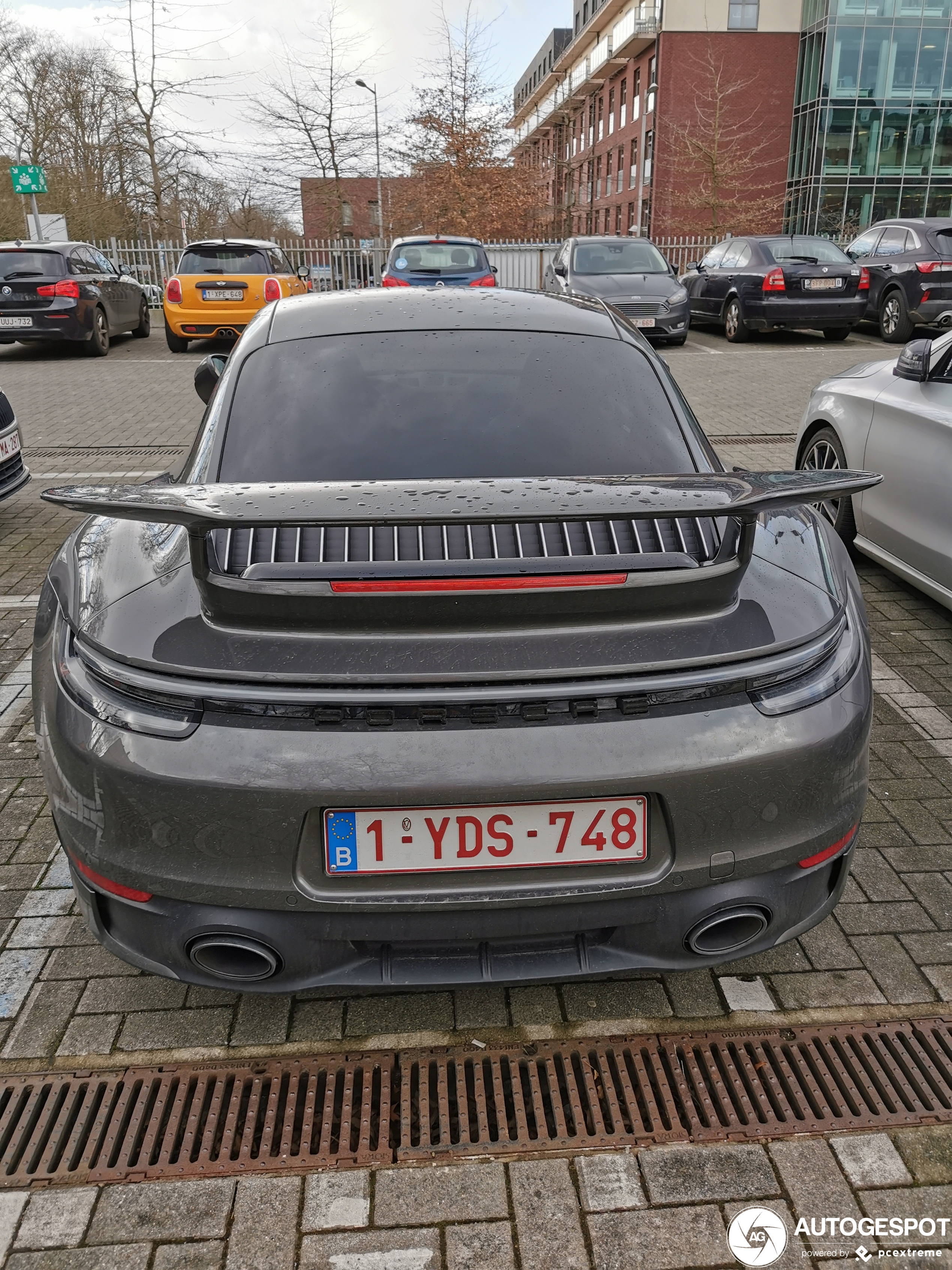 Porsche 992 Carrera 4S