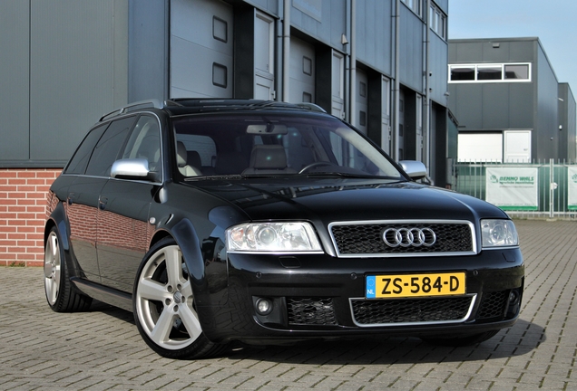 Audi RS6 Avant C5