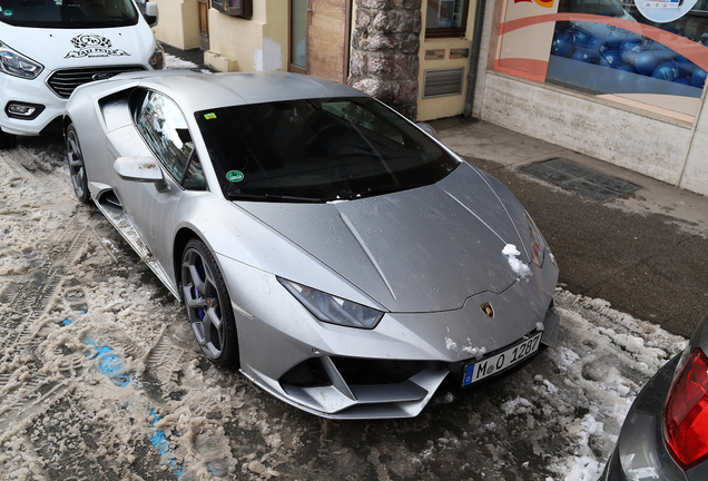 Lamborghini Huracán LP640-4 EVO