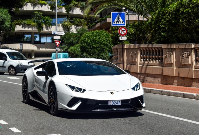 Lamborghini Huracán LP640-4 Performante