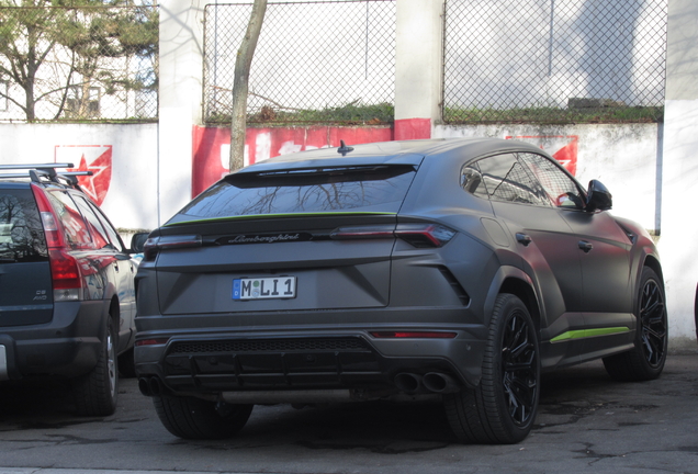 Lamborghini Urus