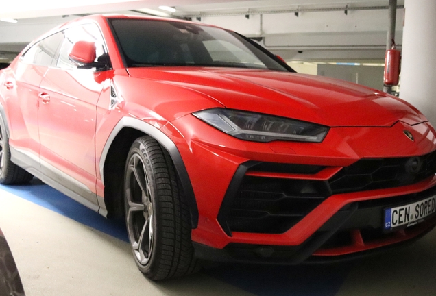 Lamborghini Urus