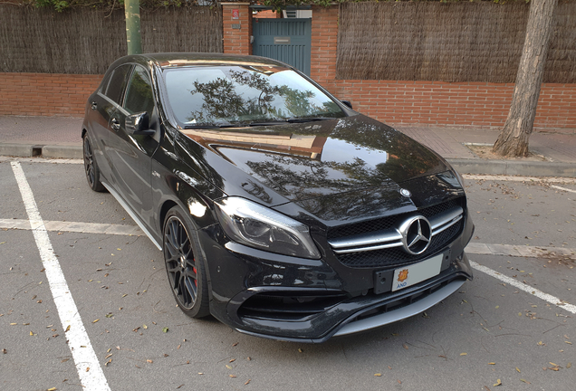 Mercedes-AMG A 45 W176 2015