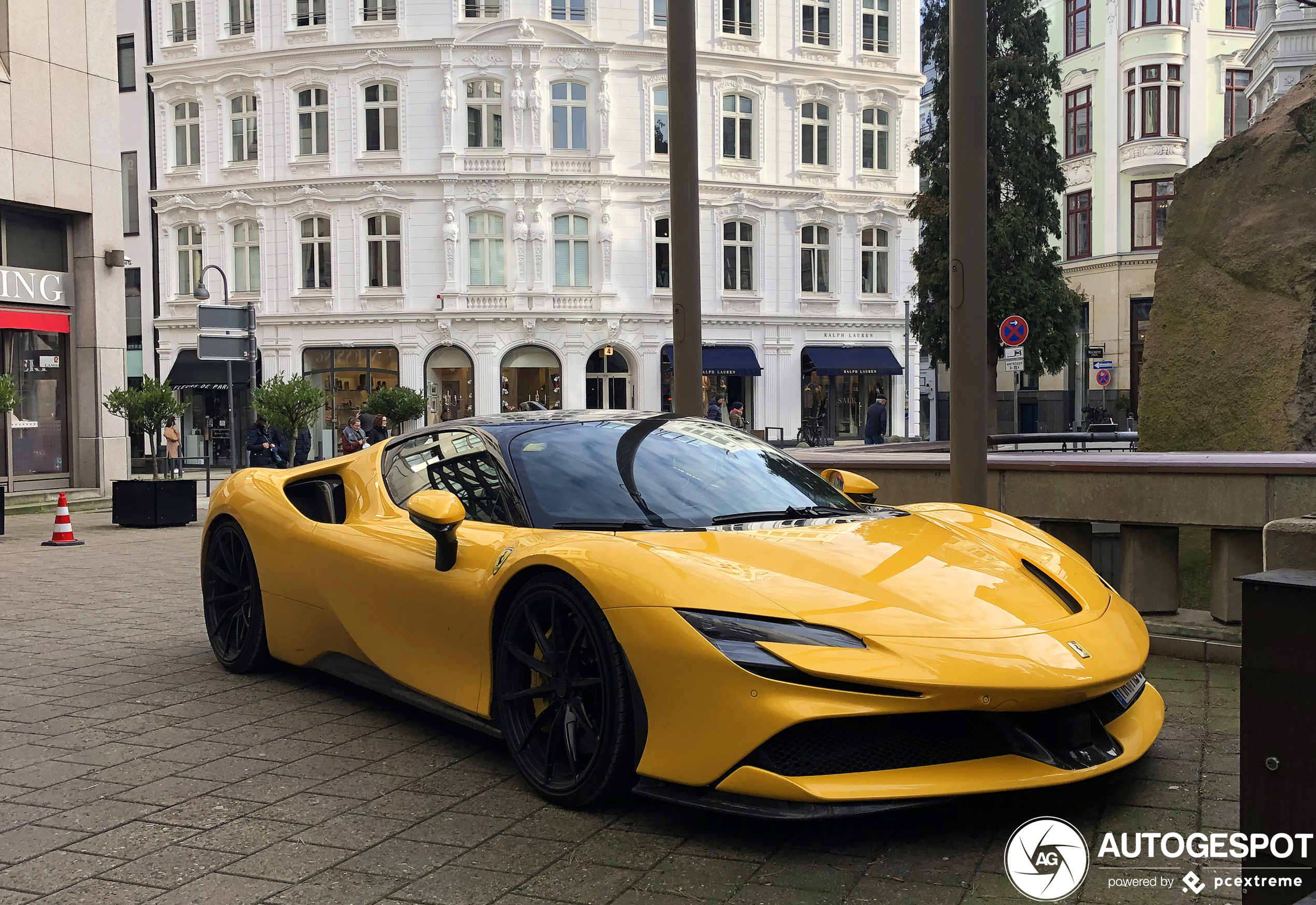 Ferrari SF90 Stradale