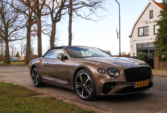 Bentley Continental GTC 2019