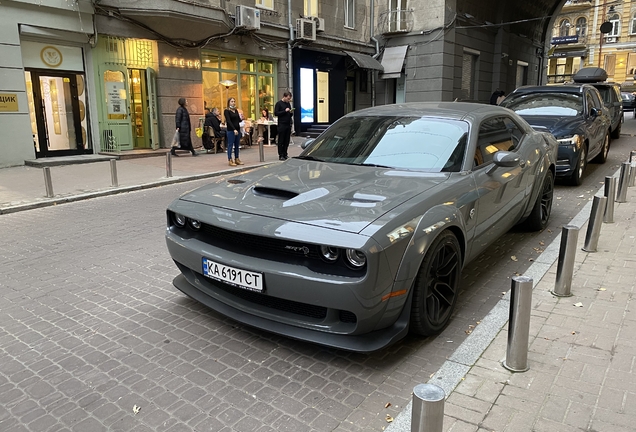 Dodge Challenger SRT Hellcat Widebody