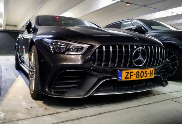 Mercedes-AMG GT 63 S X290