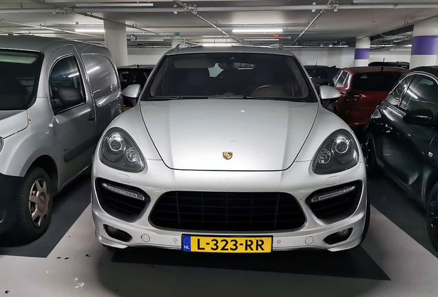 Porsche 958 Cayenne GTS