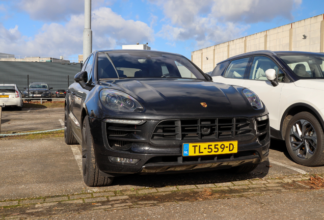 Porsche 95B Macan GTS