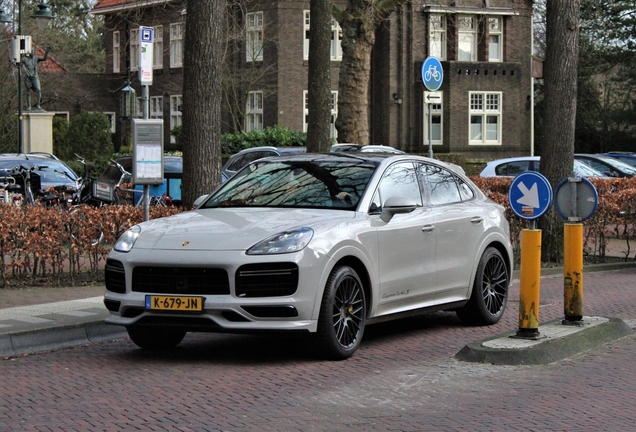 Porsche Cayenne Coupé Turbo S E-Hybrid