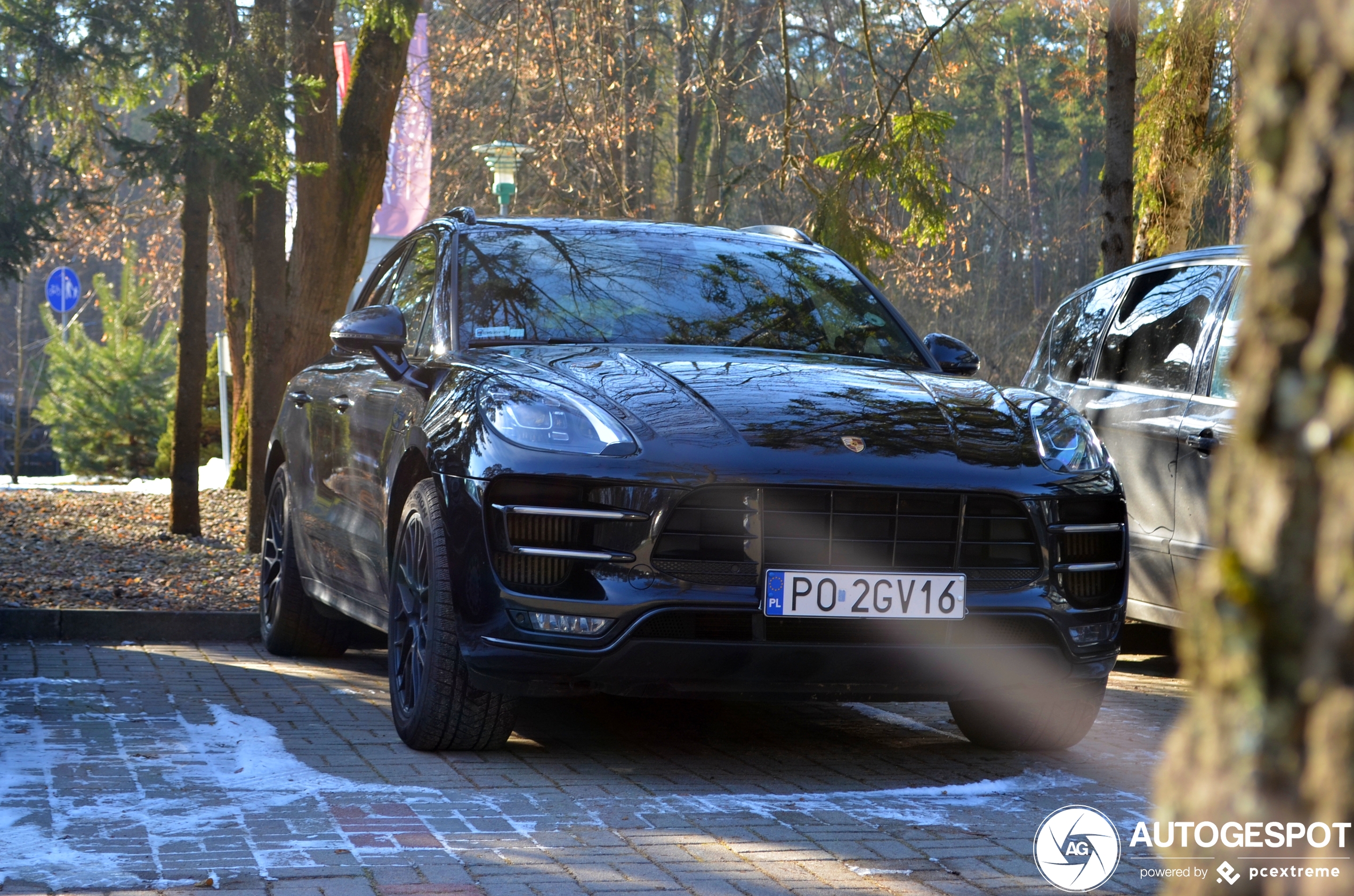 Porsche 95B Macan Turbo