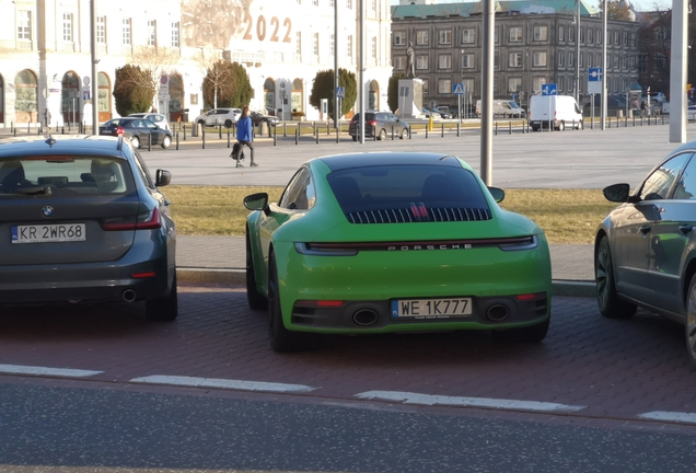 Porsche 992 Carrera 4S