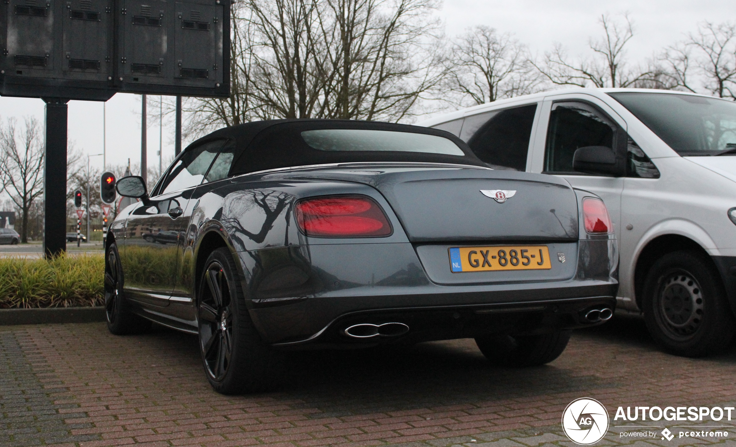 Bentley Continental GTC V8 S Concours Series