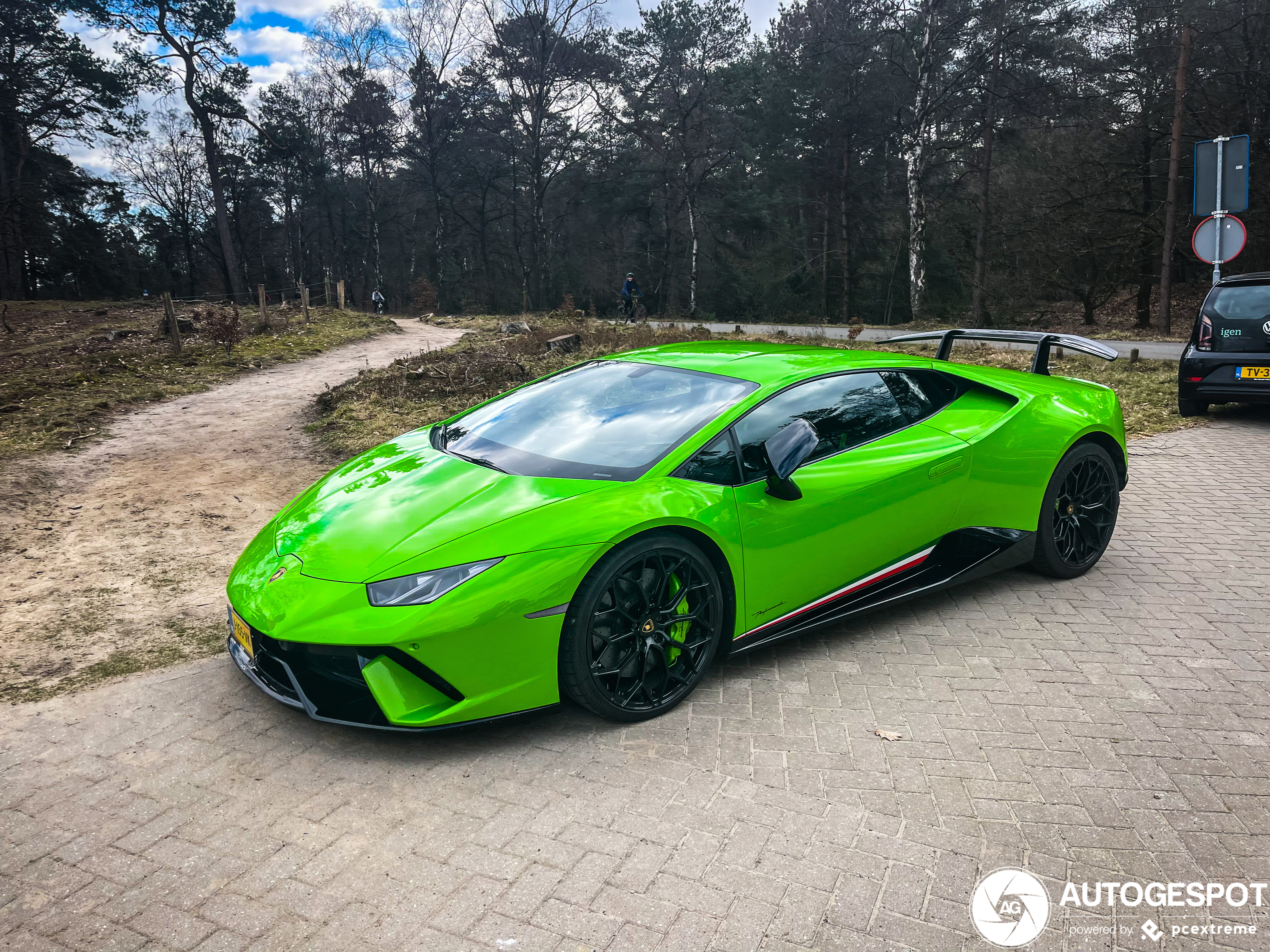 Lamborghini Huracán LP640-4 Performante