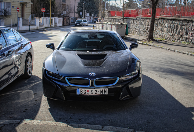 BMW i8