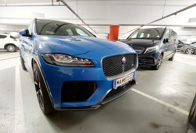 Jaguar F-PACE SVR