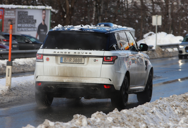 Land Rover Range Rover Sport SVR