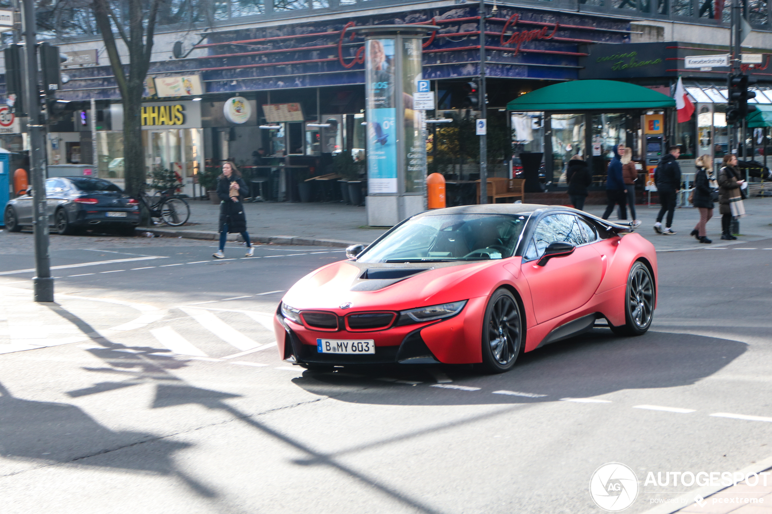 BMW i8