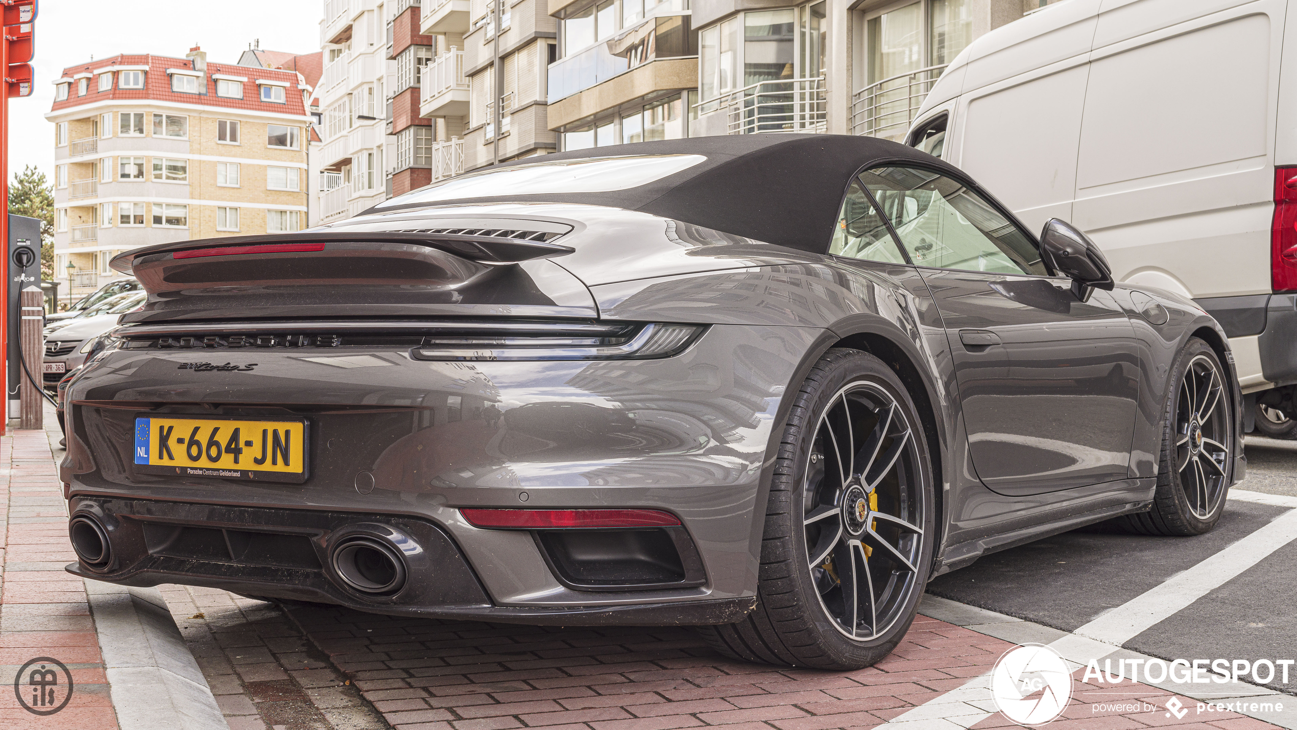 Porsche 992 Turbo S Cabriolet