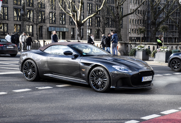 Aston Martin DBS Superleggera Volante