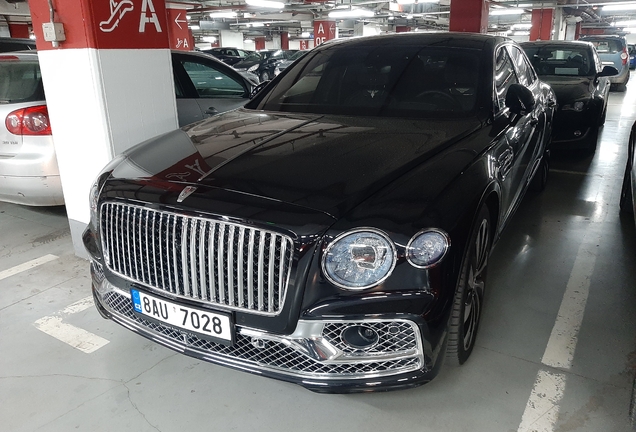 Bentley Flying Spur V8 2021