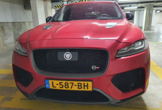 Jaguar F-PACE SVR