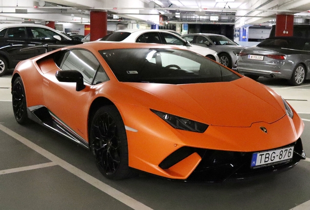 Lamborghini Huracán LP640-4 Performante