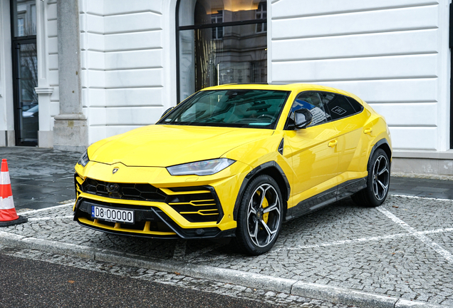 Lamborghini Urus