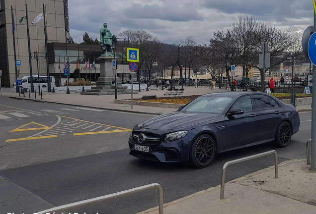 Mercedes-AMG E 63 S W213