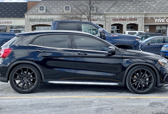 Mercedes-Benz GLA 45 AMG X156