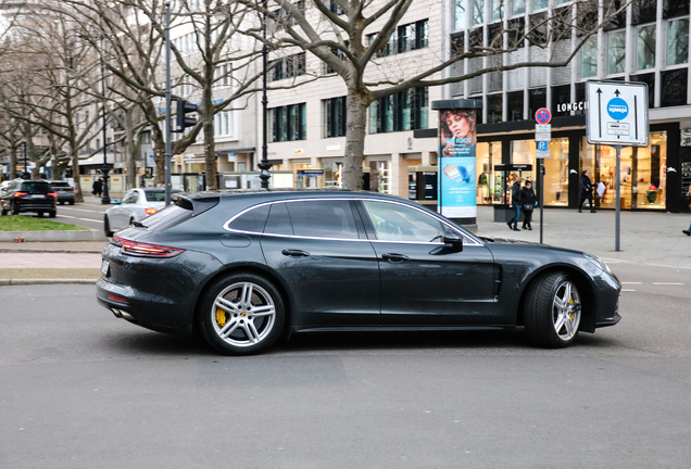 Porsche 971 Panamera Turbo Sport Turismo