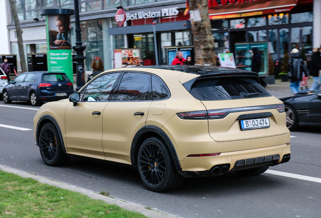 Porsche Cayenne Turbo S E-Hybrid
