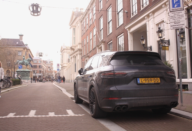 Porsche Cayenne Turbo S E-Hybrid