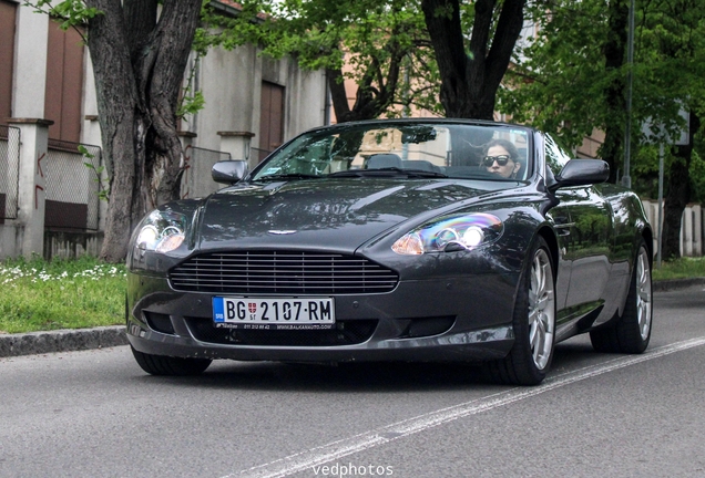 Aston Martin DB9 Volante