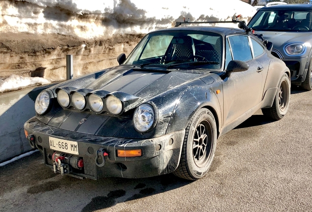 Porsche 964 Rough 4