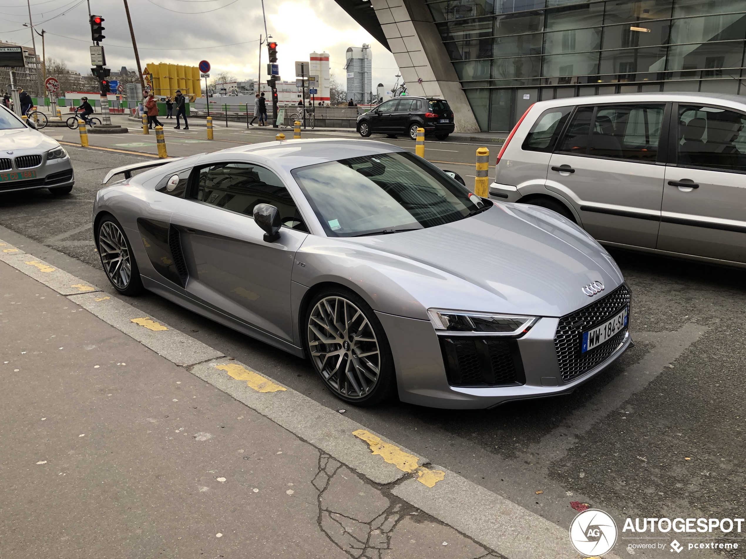 Audi R8 V10 Plus 2015